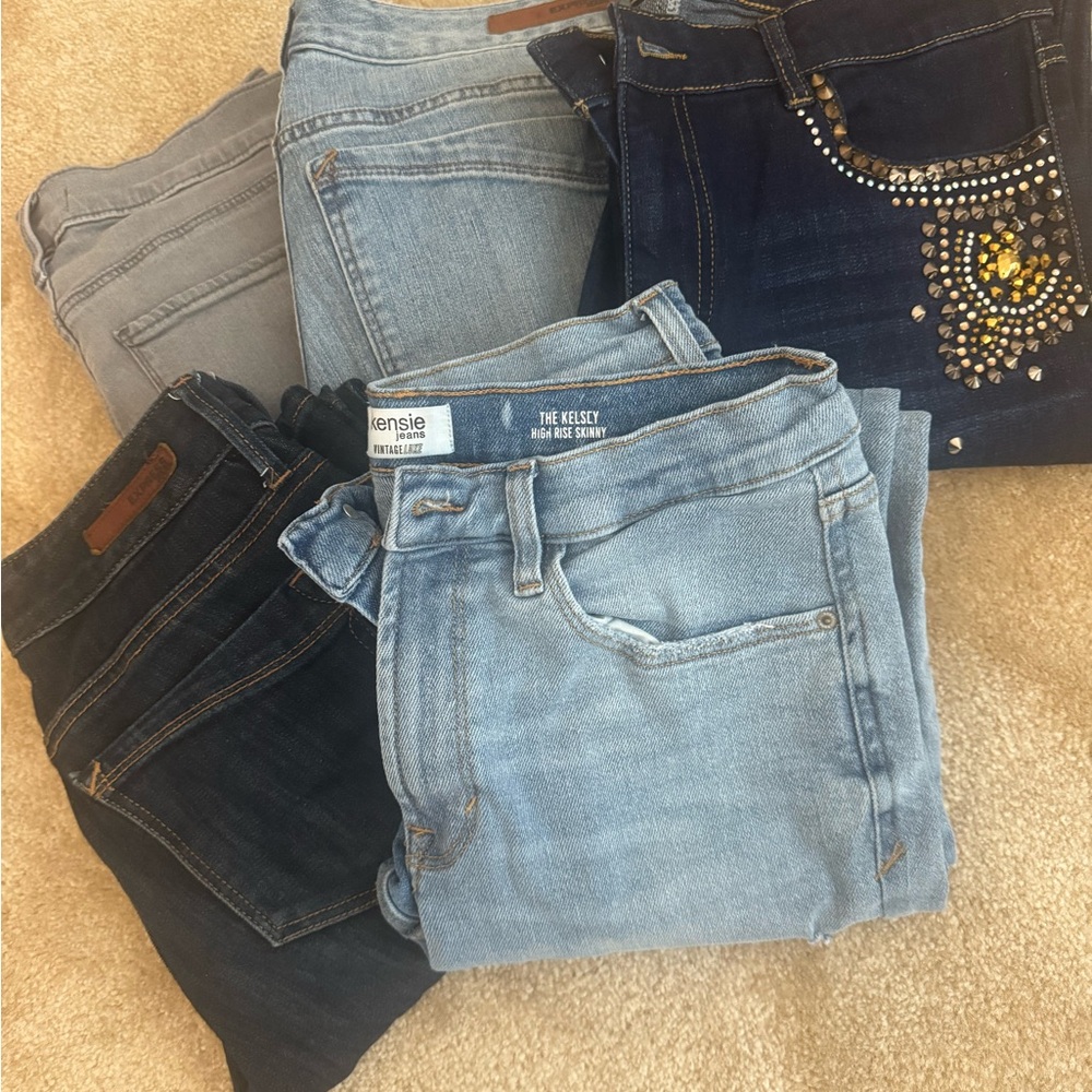 Bundle of JEANS!